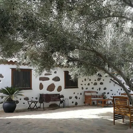 Holiday home La Casa Vieja De La Montana *
