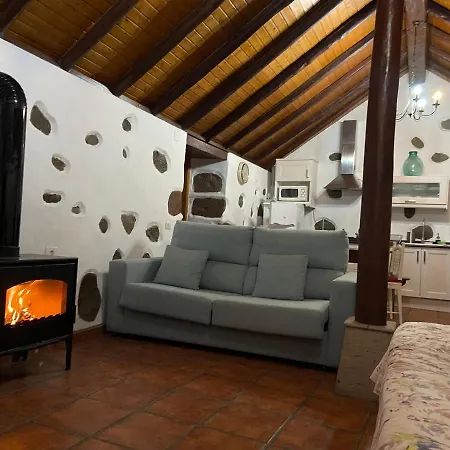 Holiday home La Casa Vieja De La Montana *